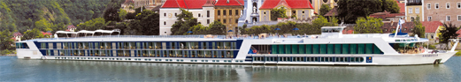photo of river cruise boat (Bill Forrester)