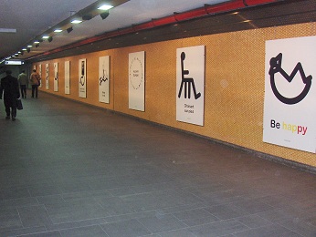 Expo in Metro corridor