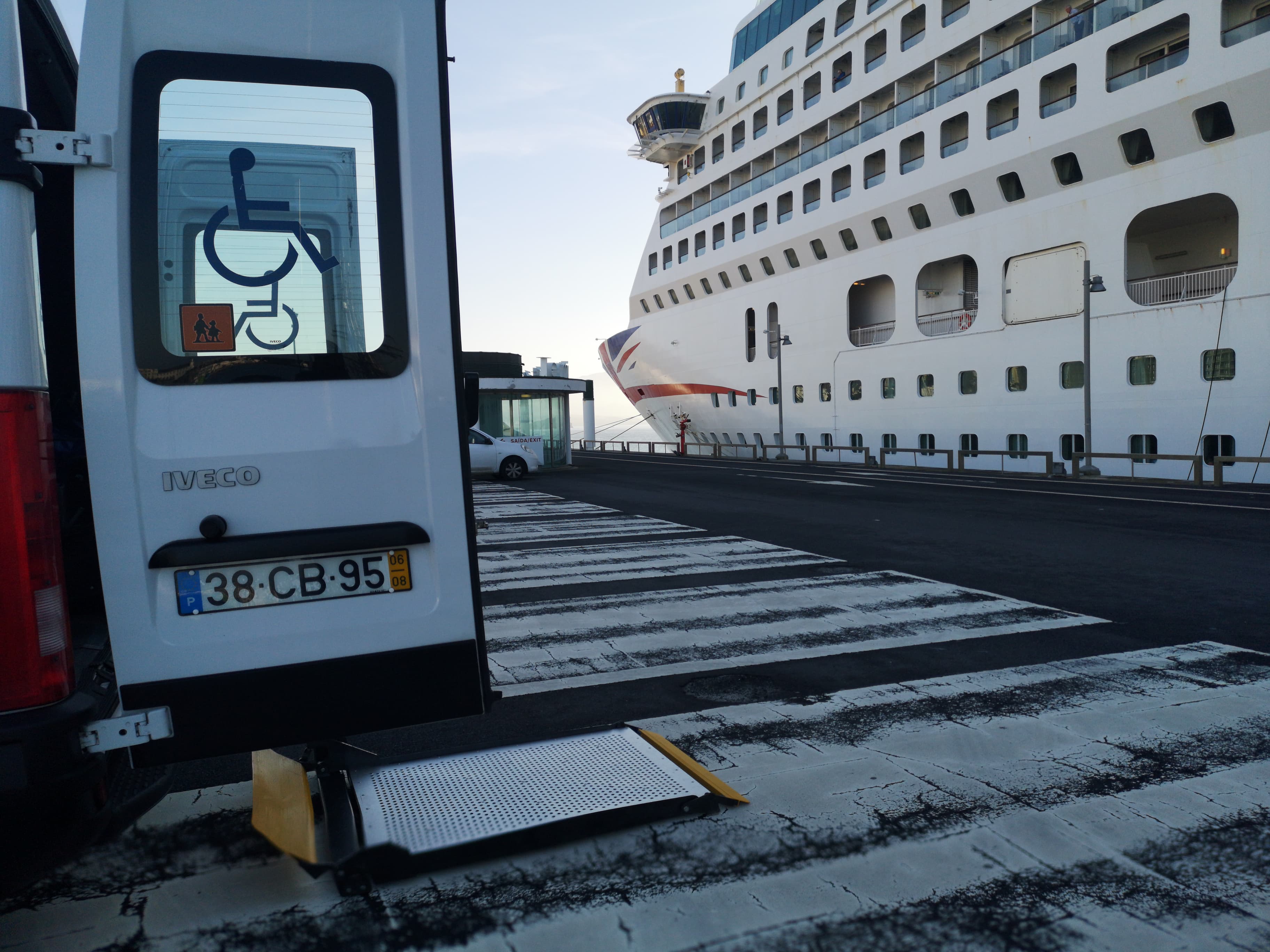 Accessible van at cruise port